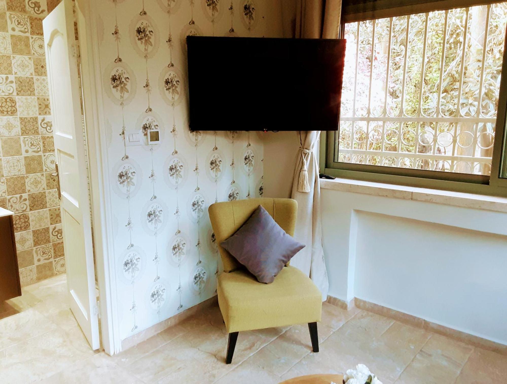Sholi Crown Hotel Jeruzalem Buitenkant foto