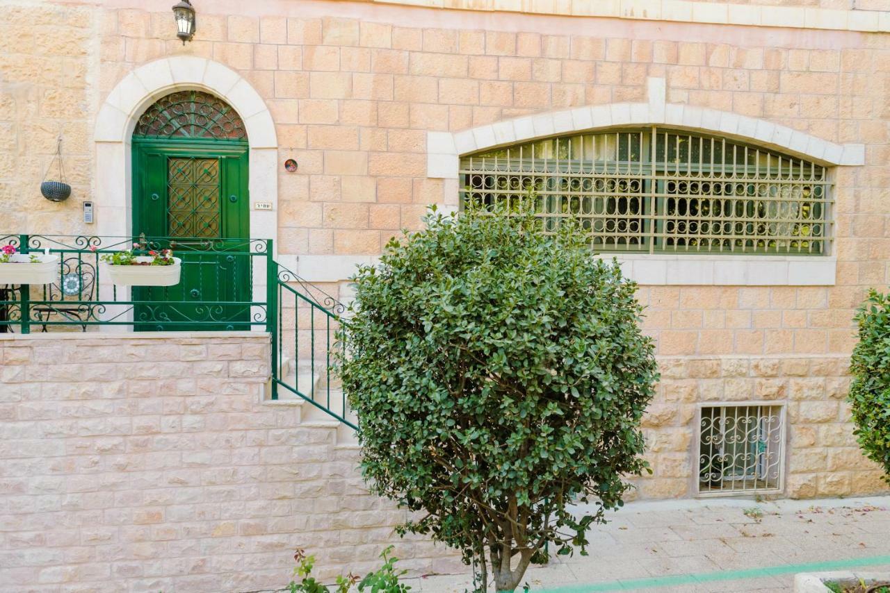 Sholi Crown Hotel Jeruzalem Buitenkant foto