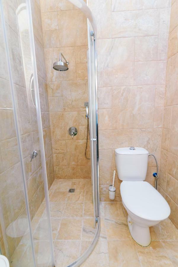 Sholi Crown Hotel Jeruzalem Buitenkant foto