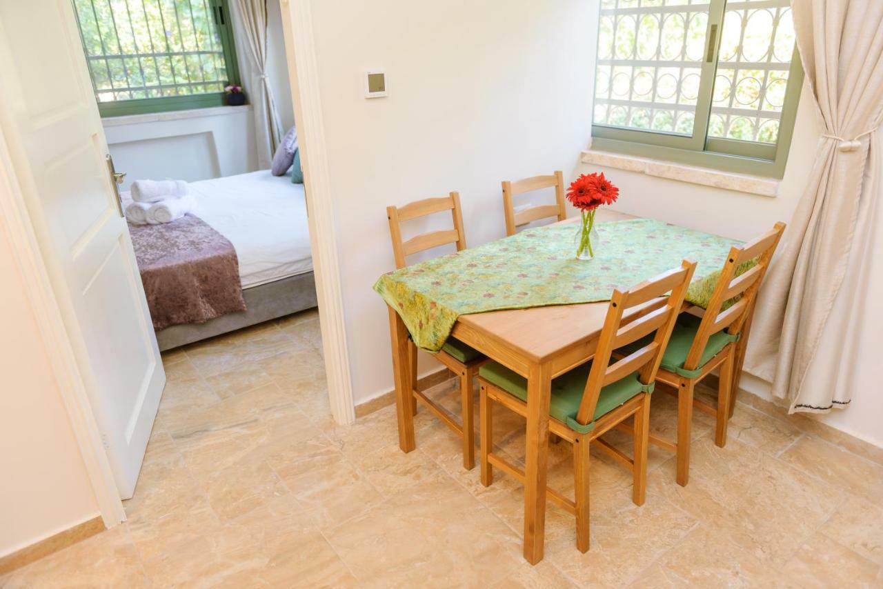 Sholi Crown Hotel Jeruzalem Buitenkant foto